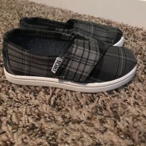 Infant size 6 Toms